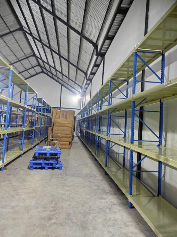RAK BESI GUDANG MEDIUM DUTY SUSUN SERBAGUNA TIPE RR‑500 KAPASITAS 500KG/LEVEL SHELVING X 4 SHELVING ATAU 2 TON/UNIT | UKURAN PxL (200x60 CM) x Tinggi (200,250,300 CM) | RAJA RAK SUPERMARKET | KIRIM KE SELURUH INDONESIA
