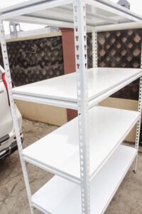 RAK BESI SIKU LUBANG BOLTLESS SLOTTED ANGLE TIPE GTM-100 UKURAN 118x55x240 CM, 5 SUSUN SHELVING, WARNA PUTIH | RAJA RAK SUPERMARKET